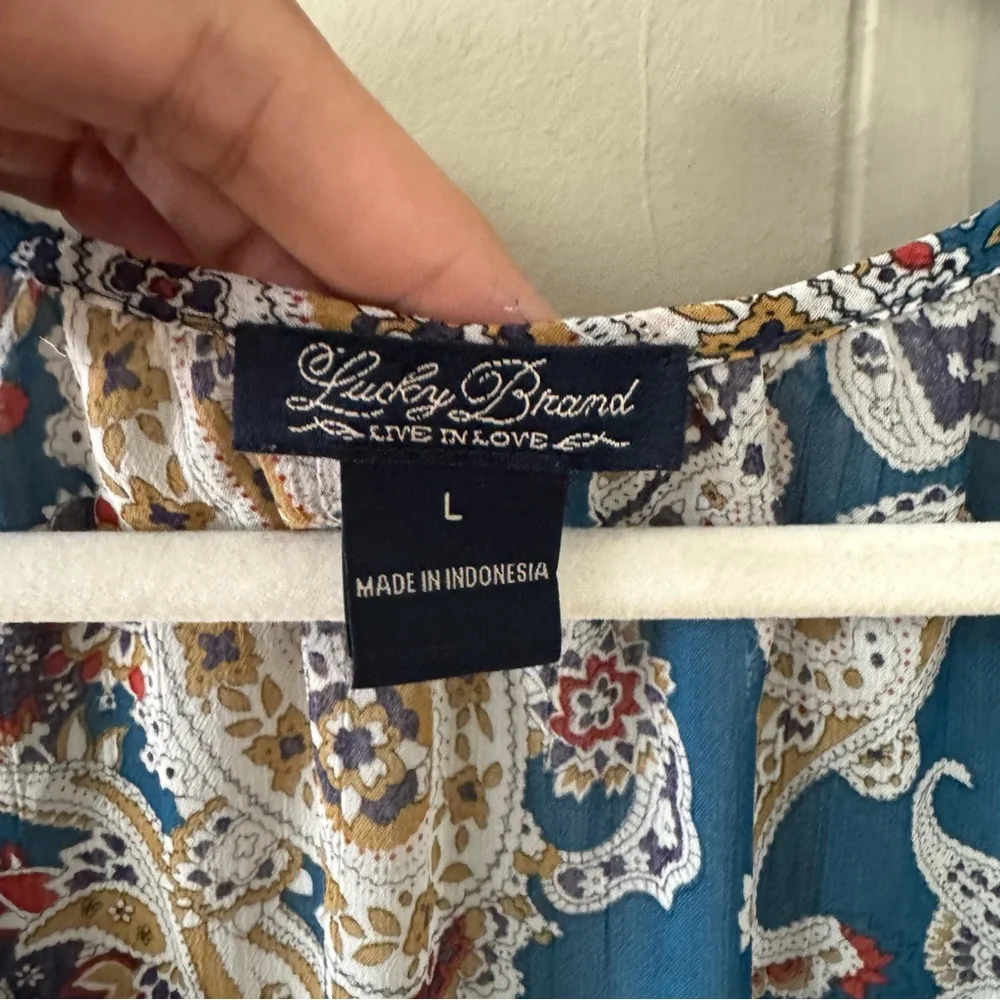 Bundle Lot of 2 Lucky Brand Boho Blouse Tops Size LG Blue‎ Black Floral Casual - Picture 8 of 11